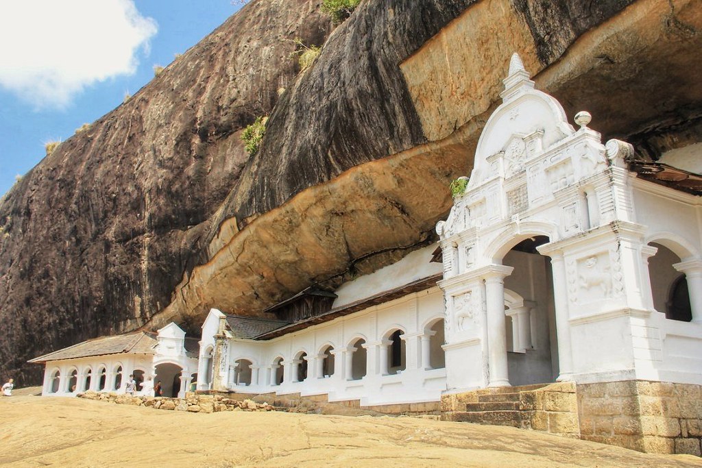 Dambulla Cave Temple